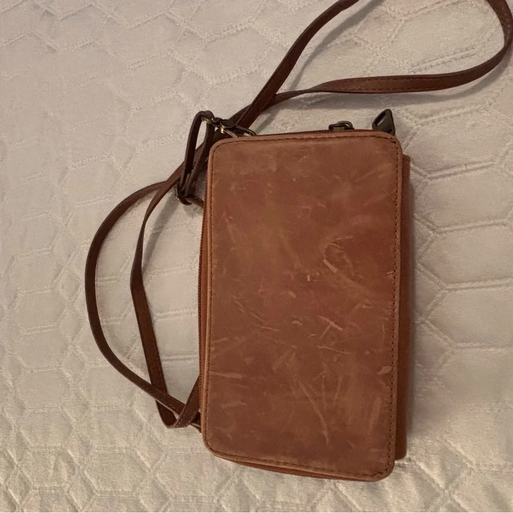 The Sak Brown Leather Crossbody Bag - Picture 3 of 7